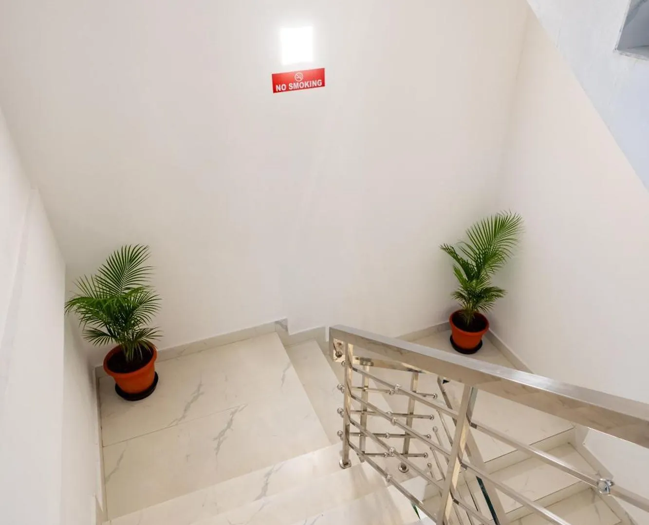 Отель Grace Regency Коччи
